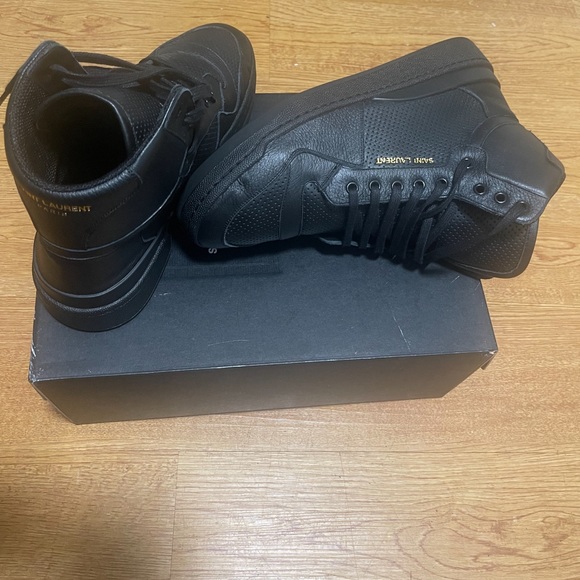 Saint Laurent Men Sneakers SL24 - Picture 1 of 6